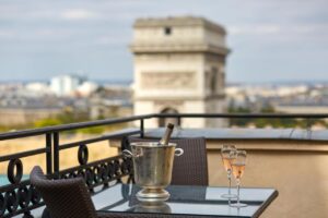 Hotel Raphael