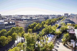 Mun is a rooftop restaurant in Paris