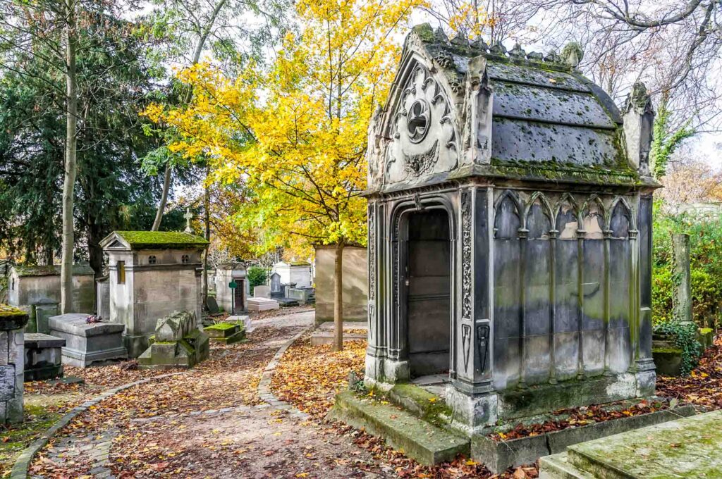 Tombs at Pere Lachaise, the most famous cemetery of Paris