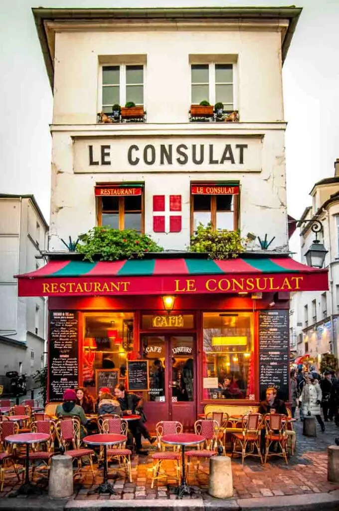 Le Consulat is a perfect place for brunch in Paris between family, friends and lovers